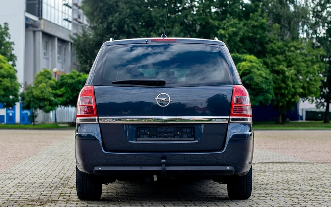 Opel Zafira cena 20900 przebieg: 186700, rok produkcji 2010 z Elbląg małe 379
